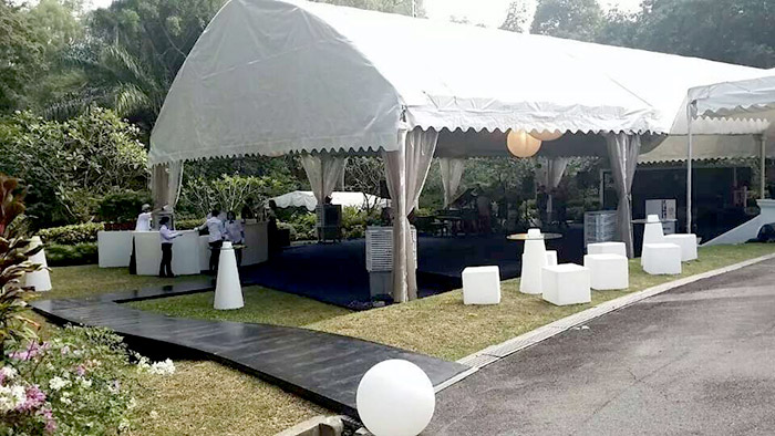 星科移動(dòng)環(huán)?？照{(diào)助力新加坡總統(tǒng)府戶外音樂(lè)會(huì)通風(fēng)降溫